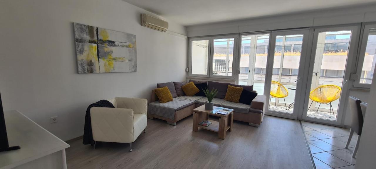 Apartment Dominis Split Exterior photo