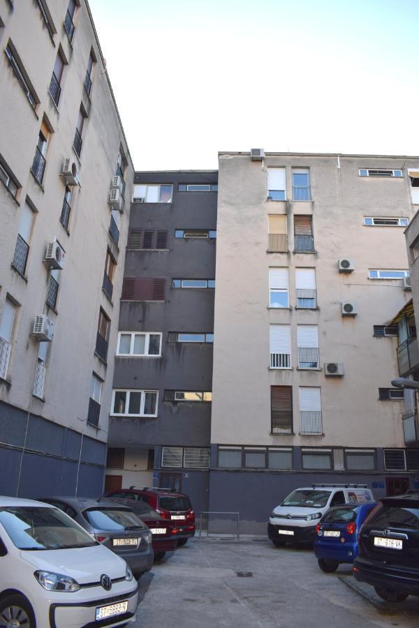Apartment Dominis Split Exterior photo